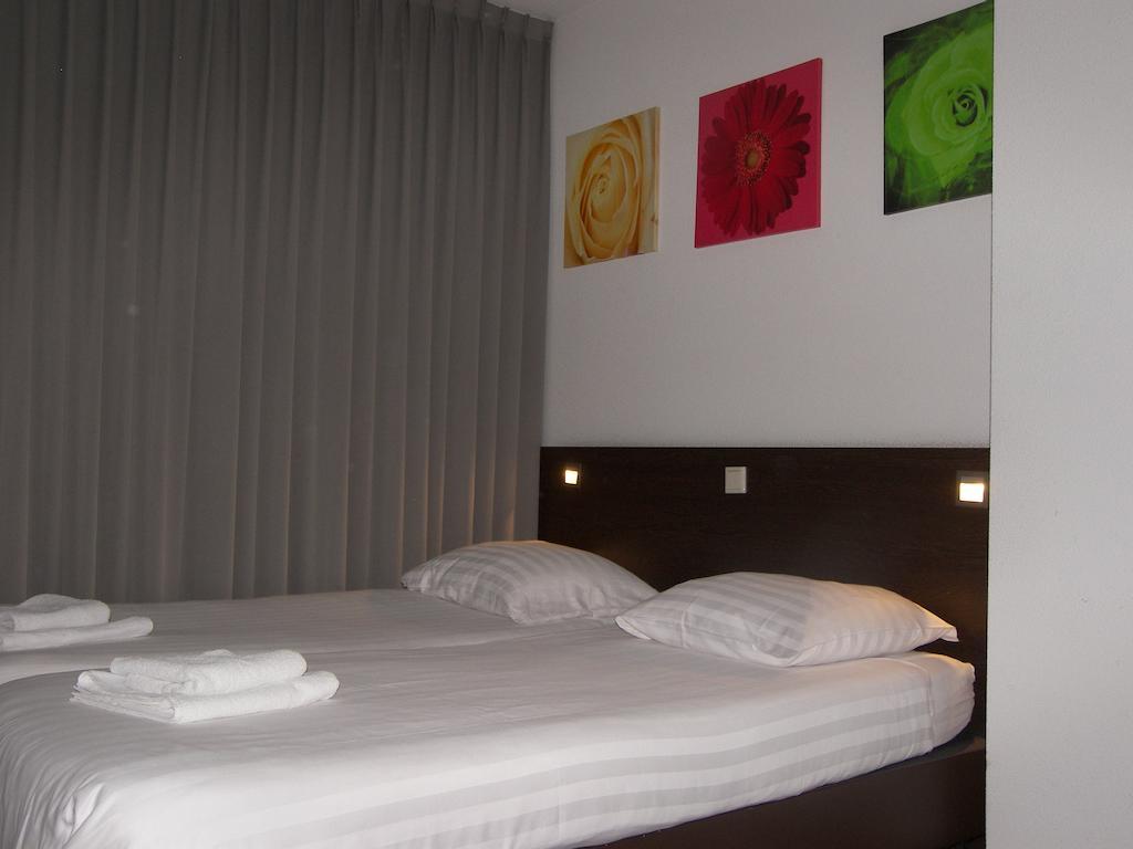 Hotel De Markt Valkenswaard Dış mekan fotoğraf