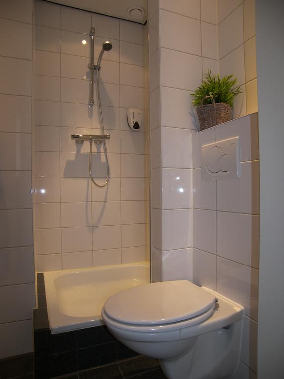 Hotel De Markt Valkenswaard Oda fotoğraf