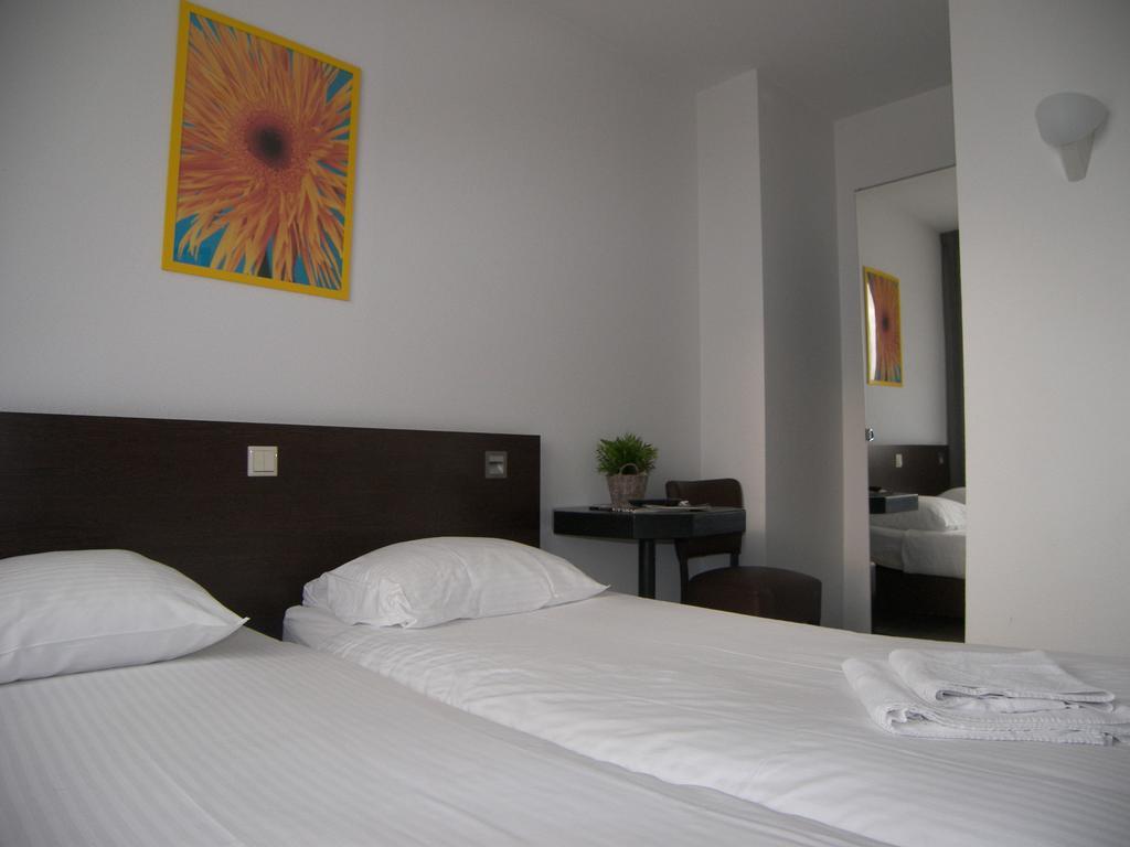 Hotel De Markt Valkenswaard Dış mekan fotoğraf